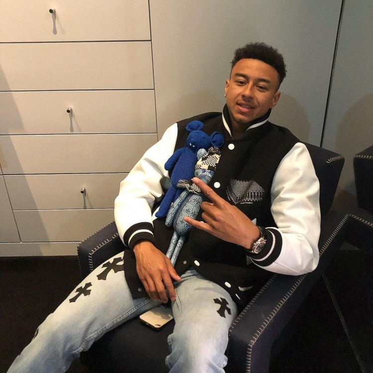 包含赛后西汉姆调整名单以备社区盾；内部沟通环节打磨；更衣室稳定；高层口径保持一致的词条-九游游戏官网入口